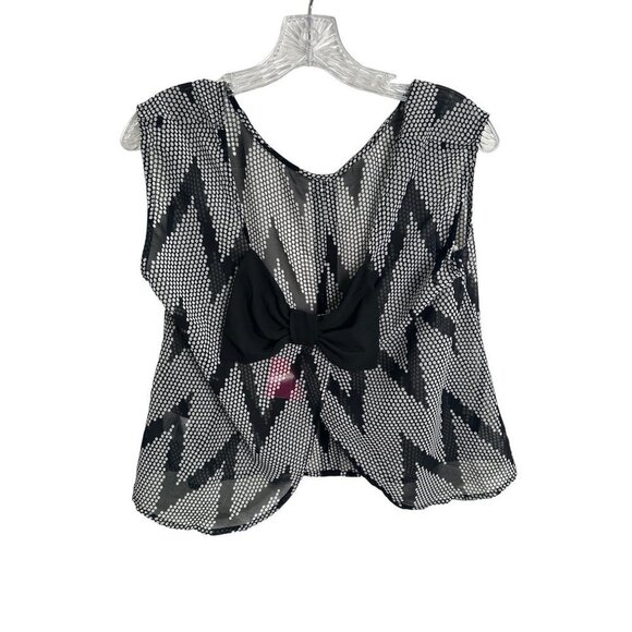 Womens Size Medium Heartsoul Black White Chevron Print Sleeveless Top - Picture 3 of 10